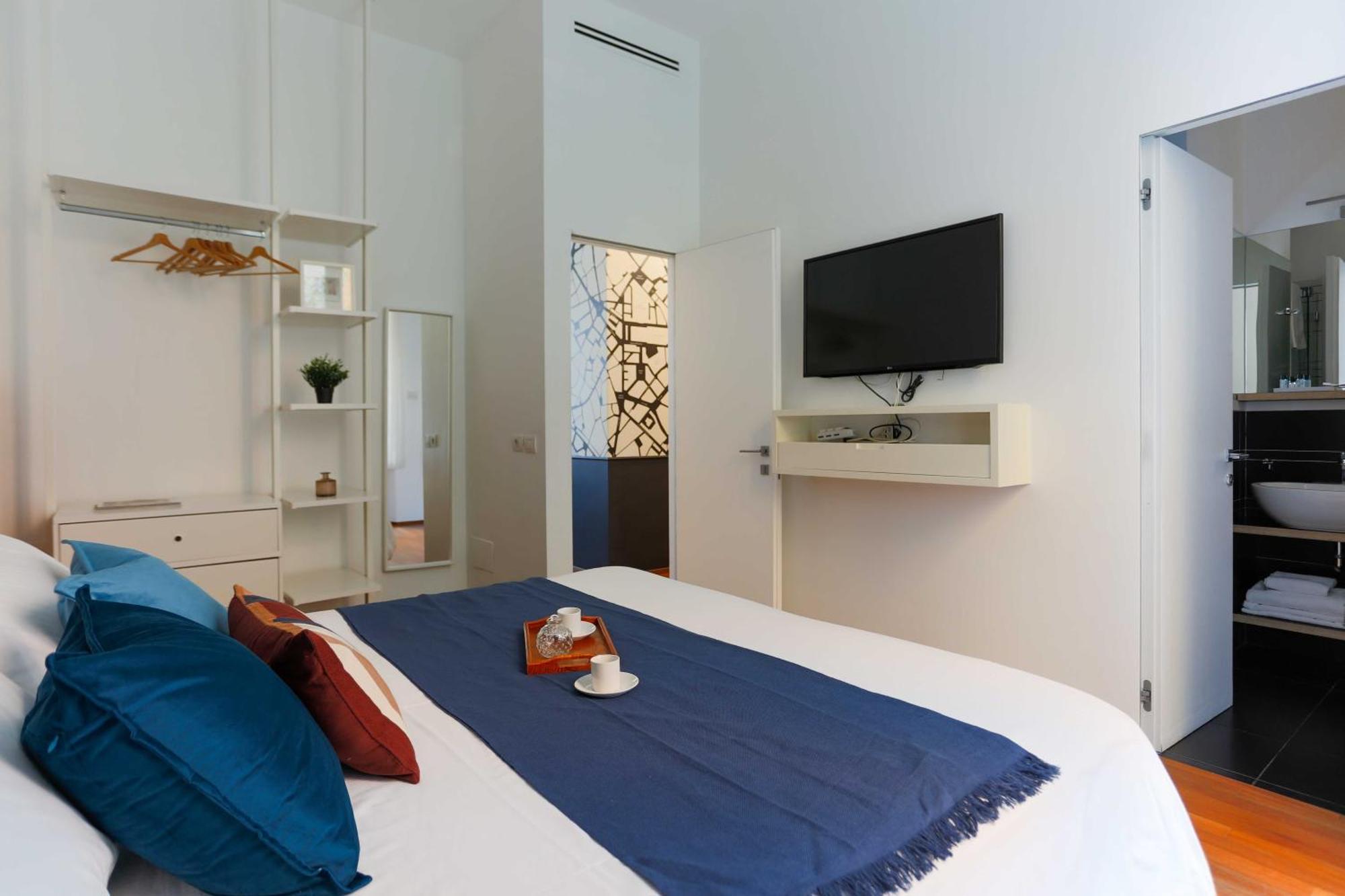 The Rent - Near Porta Romana Apartment *